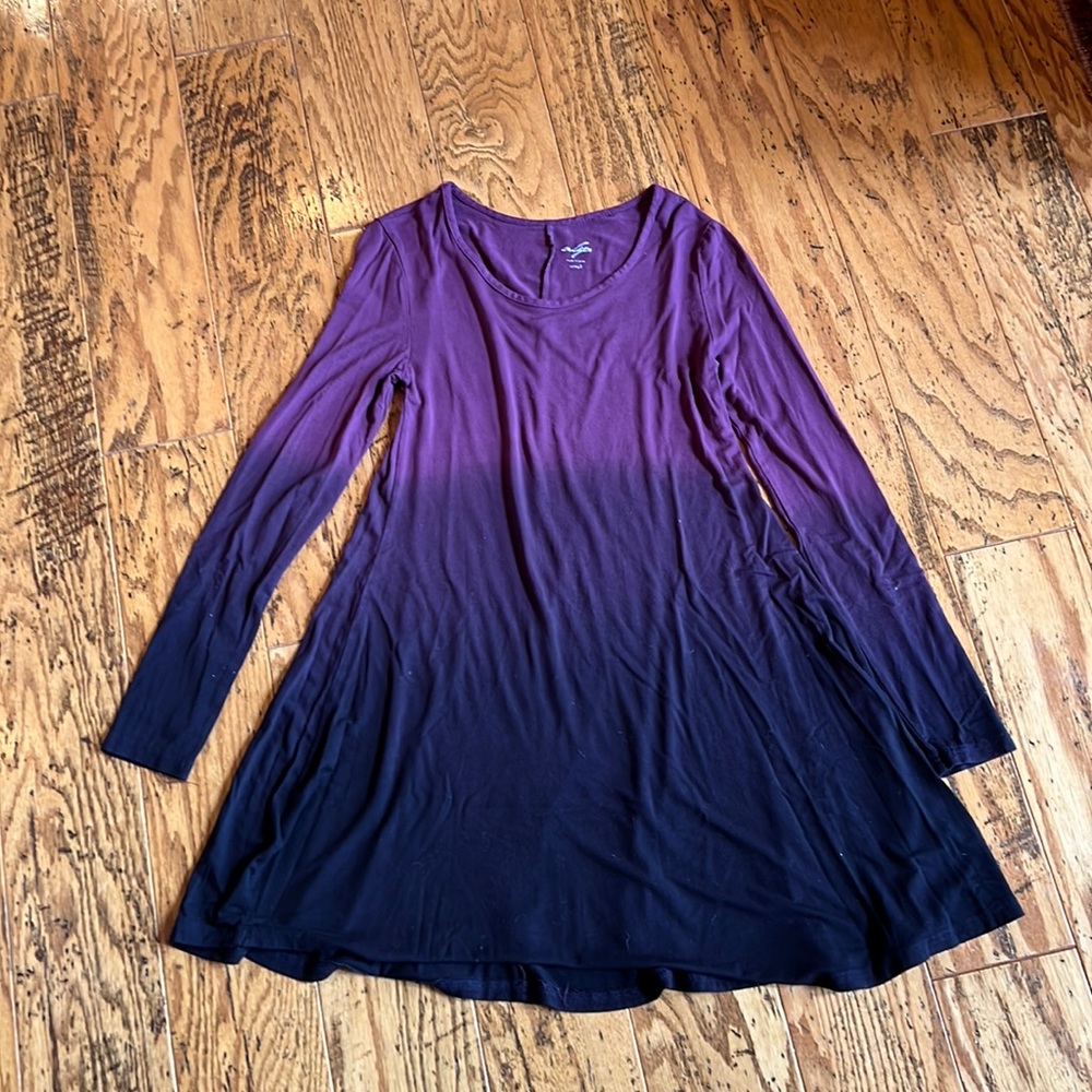 Womens XS Francesca’s Ombré red to black mini dress